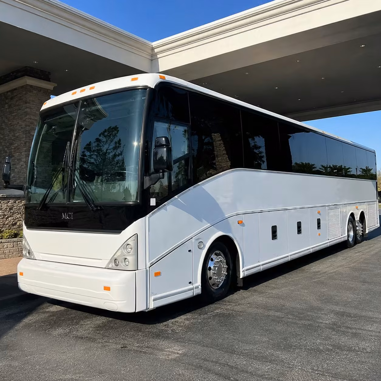 get your group to detroit metro airport without the headache